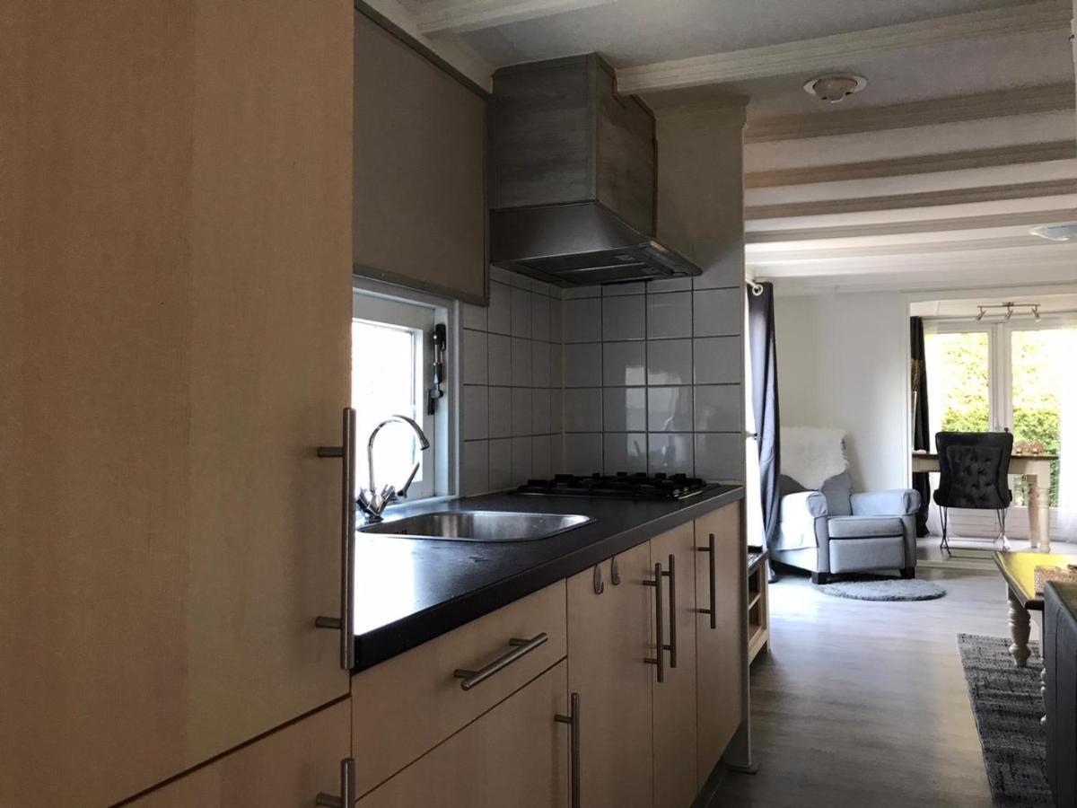 Omheind Chalet Met Prive Hottub. Op De Veluwe Vila Voorthuizen Exterior foto
